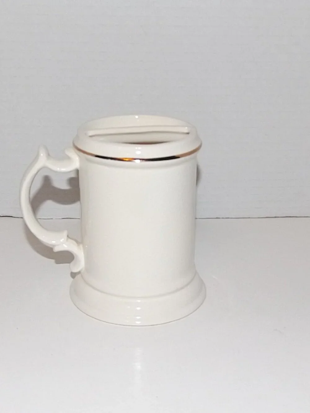 N/A collectible vintage